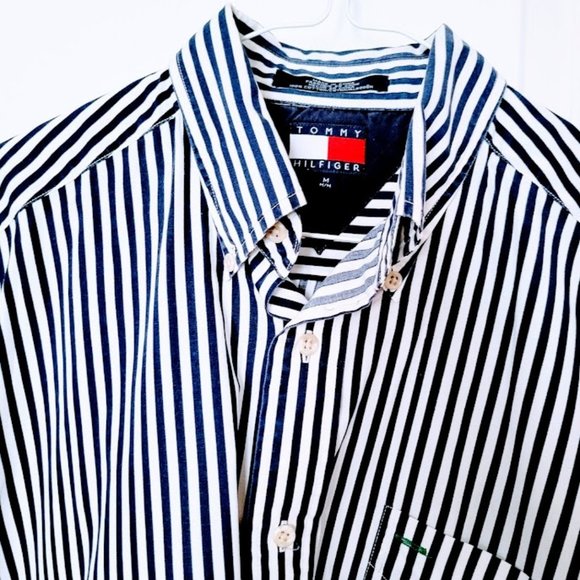 Tommy Hilfiger Long Sleeve Shirt Size Medium - Picture 1 of 3